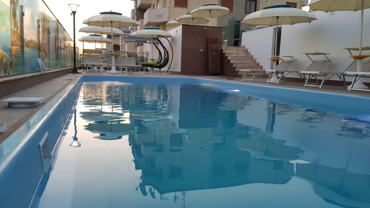 Hotel Antalya - Beach ドゥラス エクステリア 写真